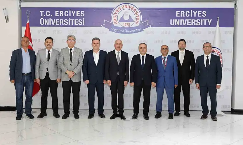 Hayırsever iş insanı Asım Kibar, ERÜ'de anıldı
