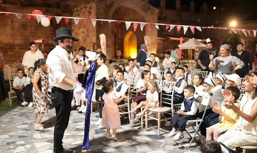 Kadim vakıf geleneği tarihi Kervansarayda yaşatıldı