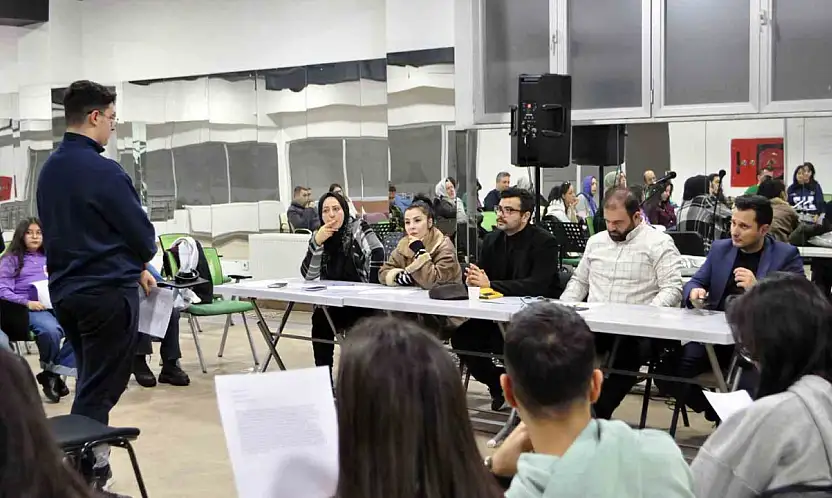 Karadut Tiyatrosu'na yeni yetenekler için son çağrı