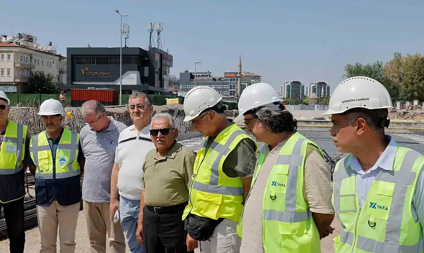 Kartal Kavşağı'ndaki çalışmalar yüzde 40'ı aştı