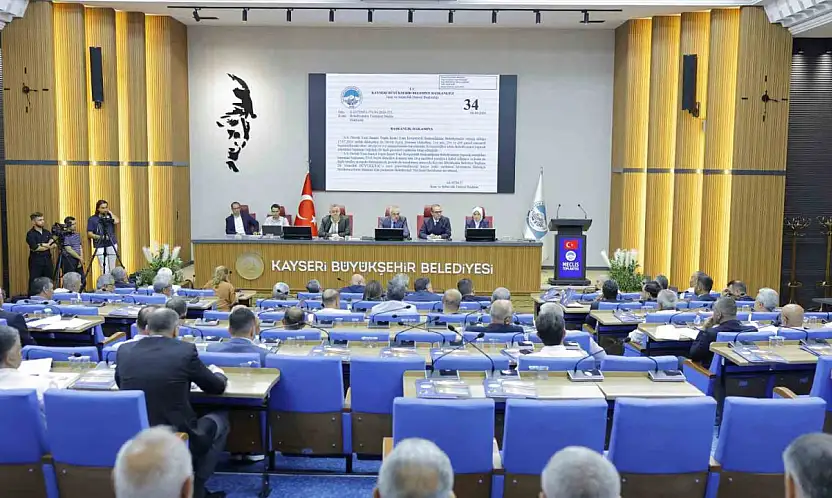 Kayseri Büyükşehir Meclisi 76 gündem maddesini karara bağladı