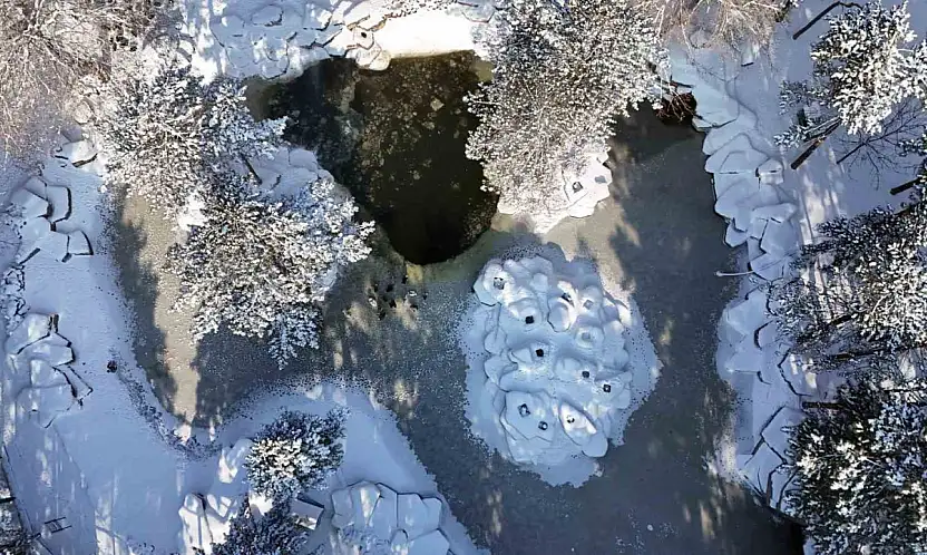 Kayseri buz tuttu: Termometreler eksi 14'ü gösterdi