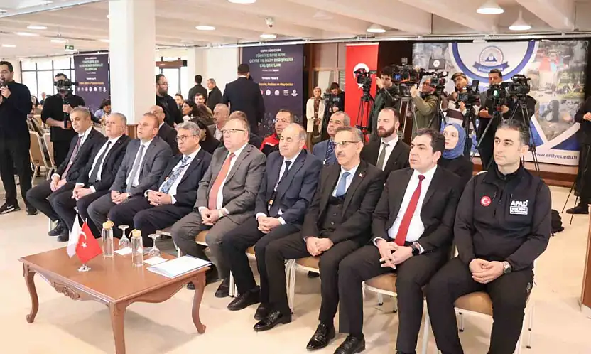 Kayseri'de 12 ilçede günlük kişi başı 666 gram çöp üretiliyor