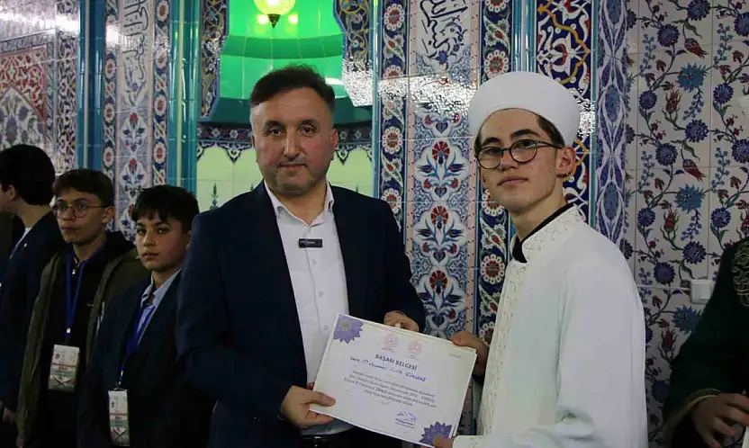 Kayseri'de imam hatip öğrencileri mesleki yarışmalarda ter döktü