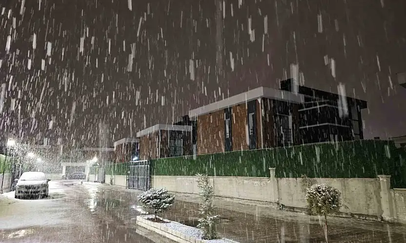 Kayseri'de kar yağışı