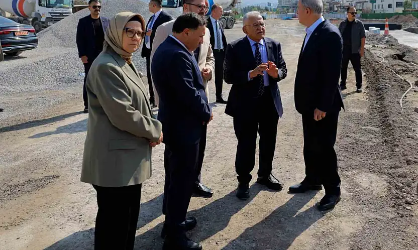 Kayseri protokolü, Kartal Katlı Kavşağı ile fosil müzesini inceledi