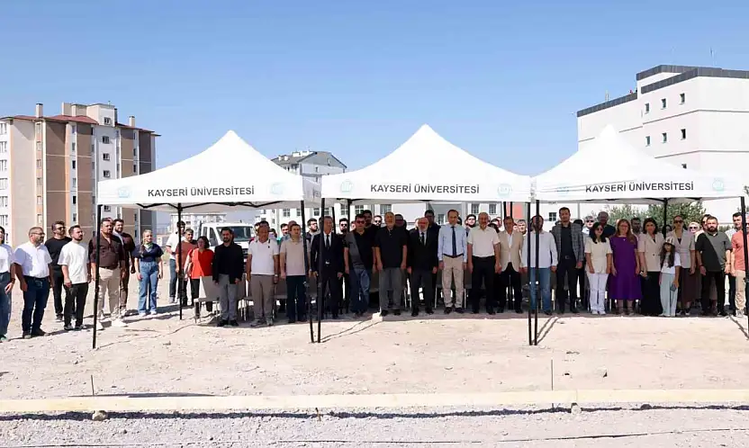 Kayseri Üniversitesi'nde Bilişim Teknolojileri MYO Binasının Temel Atma Töreni gerçekleştirildi