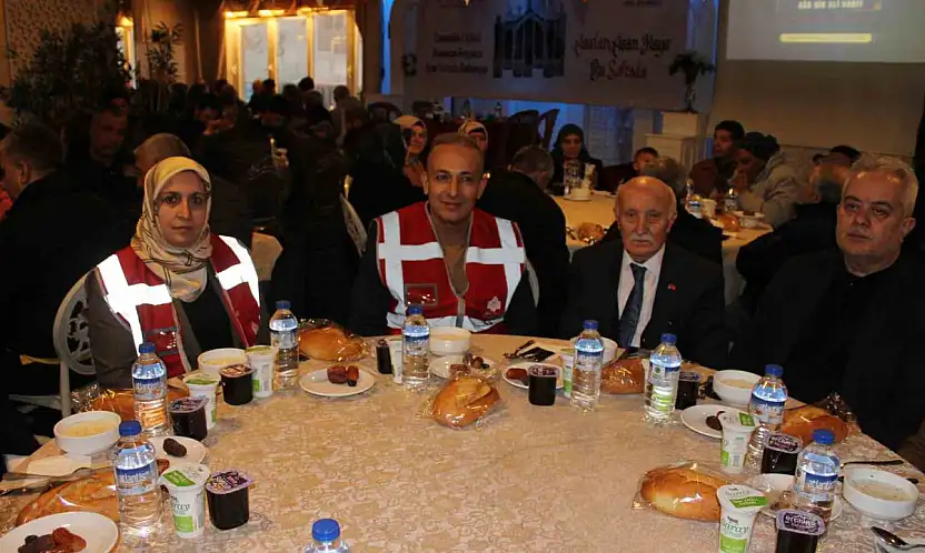 Kayseri Vakıflar Bölge Müdürlüğü'nden her gün 2 bin 500 kişilik iftar yemeği