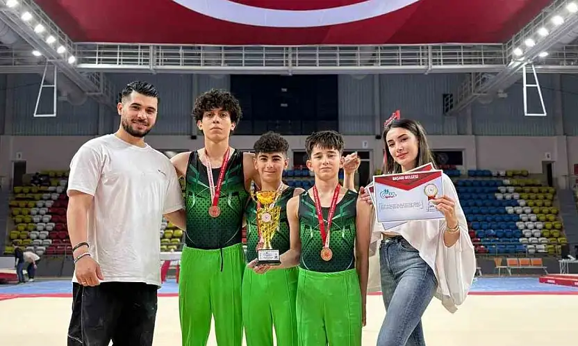 Kayserili cimnastikçiler Türkiye üçüncüsü oldu