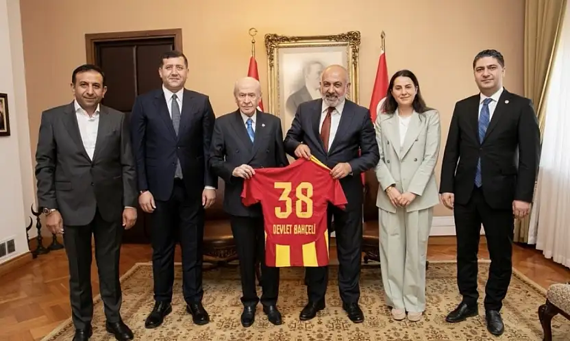 Kayserispor heyetinden MHP Genel Başkanı Bahçeli'ye ziyaret
