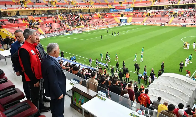 Kayserispor Onursal Başkanı Büyükkılıç: 'Kayserispor bu şehrin değeridir'