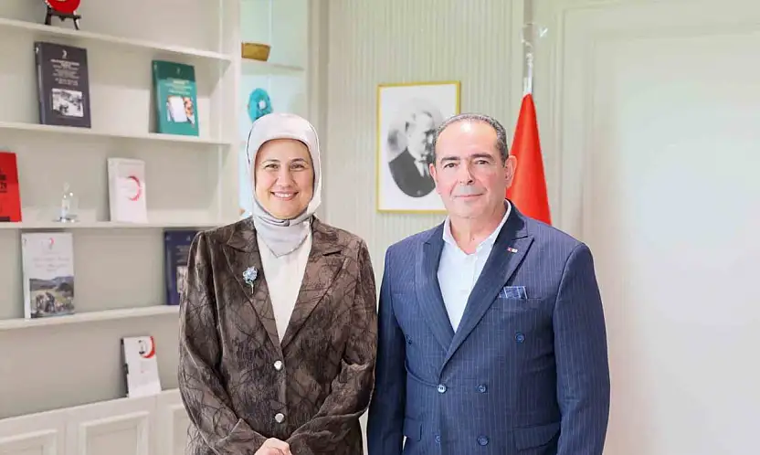 Kızılay Kayseri Şubesi'nde bayrak değişimi