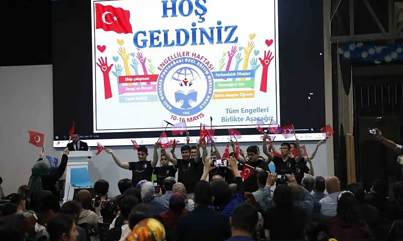 KUMSmall'da engeller değil yetenekler sahnedeydi