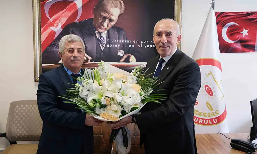 Mazbatayı alan Odakır: 'Hizmetlerimizle konuşulmaya devam edeceğiz'