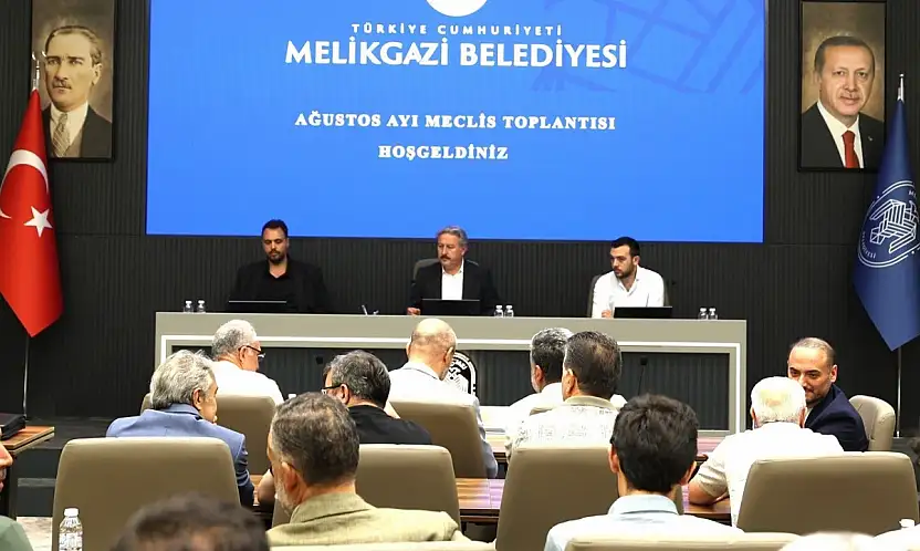 Melikgazi Belediyesi'nden 30 blokluk dev adım