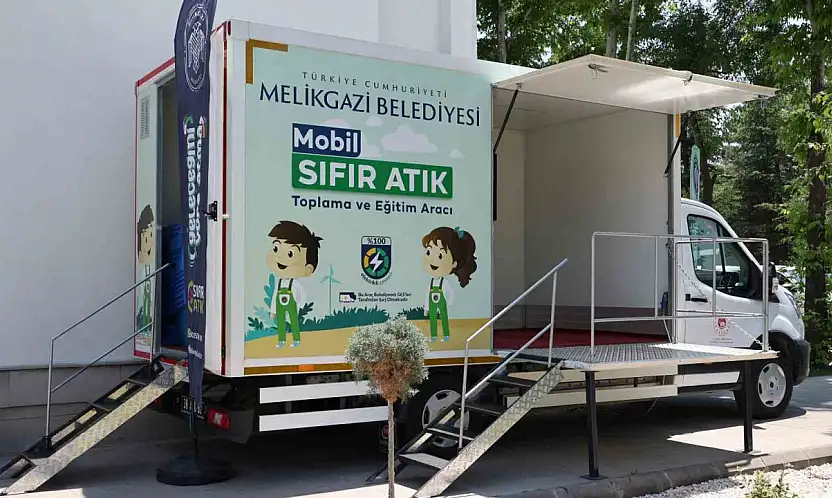 Melikgazi Belediyesi'nin sıfır atık başarısına teşekkür plaketi