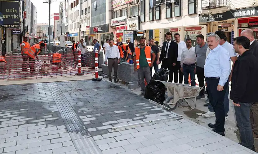 Melikgazi Belediyesi şehrin merkezine estetik katmaya devam ediyor