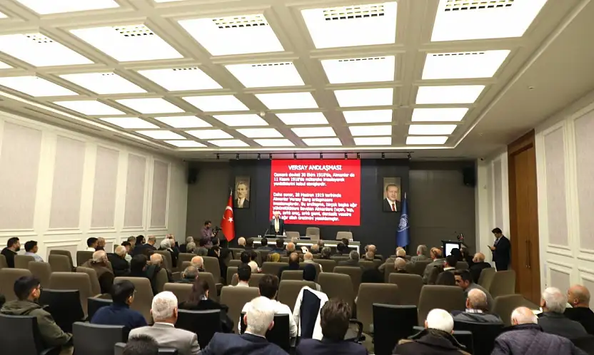 Melikgazi'de Kayseri'nin havacılık serüveninin dünü ve bugünü konuşuldu