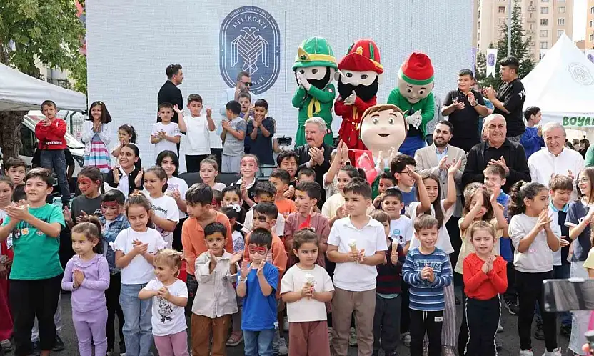 Melikgazi'nin 48 yeni aracı çocuk şenliğiyle tanıtıldı