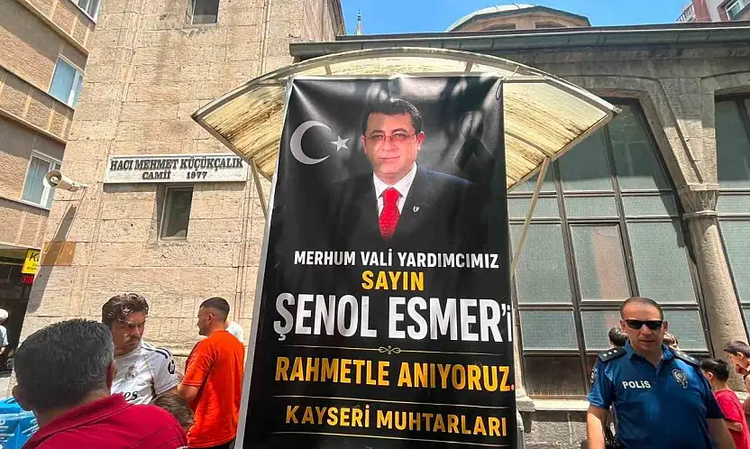 Muhtarlardan merhum vali yardımcısına vefa