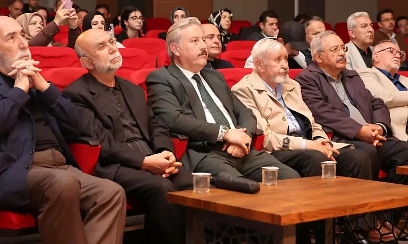 Necip Fazıl Kısakürek, Melikgazi'de şiirleriyle anıldı
