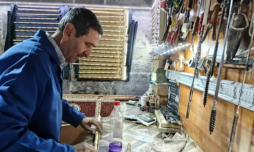 Ney aşkı emekli öğretmeni usta yaptı