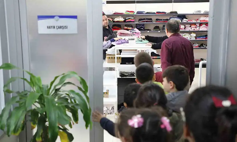 Öksüz ve yetimlerin bayramlıkları yine Talas Belediyesi'nden