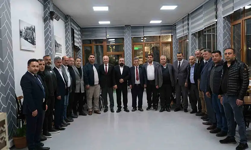 Pınarbaşı ve Sarız'dan Başkan Odakır'a tam destek