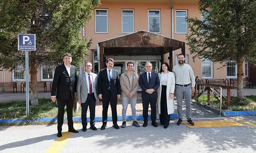 Rektör Prof. Dr. Fatih Altun'dan Rekreasyon Kulübü'ne ziyaret