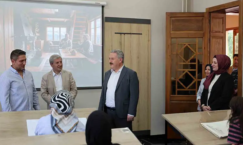 Sanat Melikgazi'nin başarısı gururlandırdı