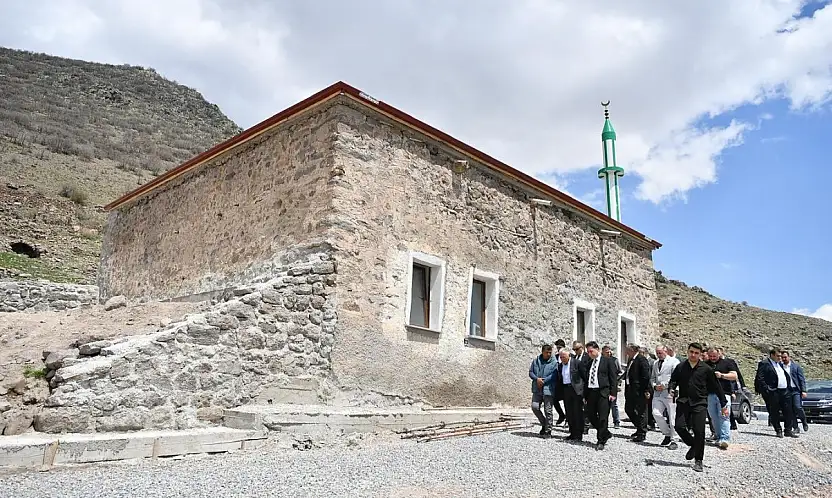 Seyyid Abdul İlyas Hazretleri türbesi restore ediliyor