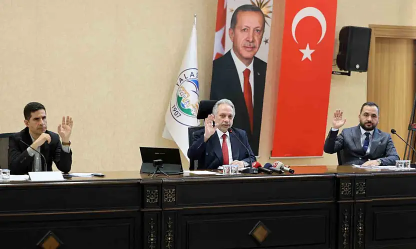 Talas Belediyesi'nde 2026 yılına yönelik kararlar oylandı, komisyonlar belirlendi