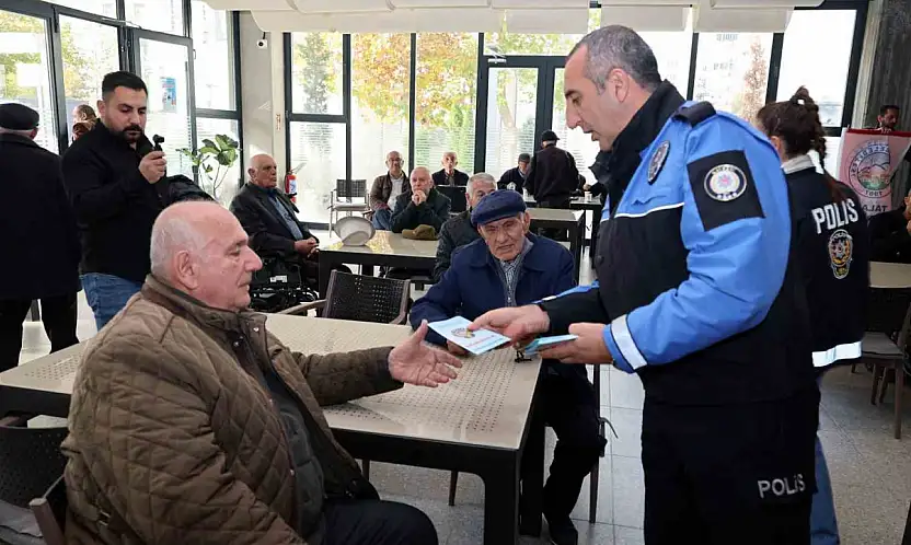 Talas Belediyesinden Selçuklu Evi'nde güvenli telefon kullanımı eğitimi