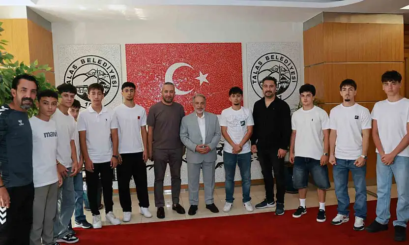 Talas Sporcu Fabrikası'ndan Kayserispor'a 9 futbolcu daha