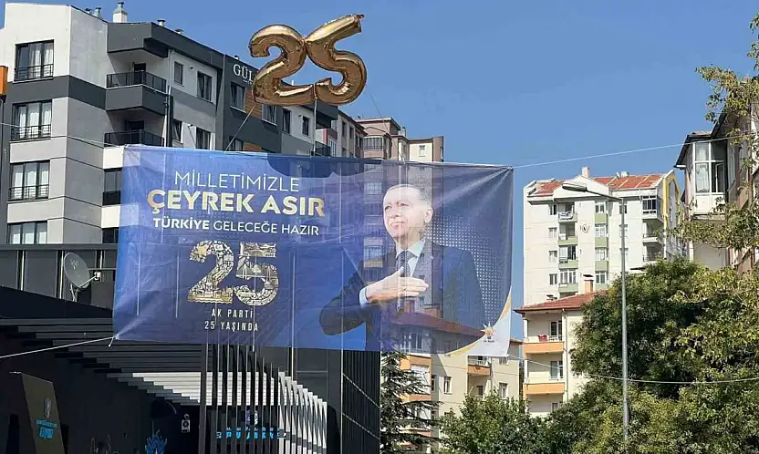 Talas'ta AK Parti'nin 25. Yıldönümü'nde coşkulu kutlama