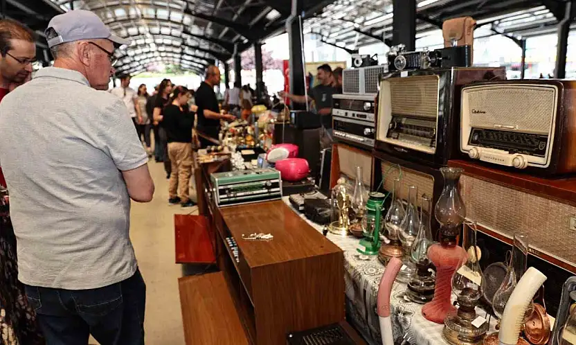 Talas'ta antikacılar Ramazan'da da buluşuyor