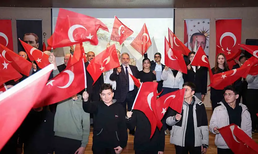 Talas'ta duygu dolu İstiklal Marşı ve Çanakkale Zaferi Anma Programı