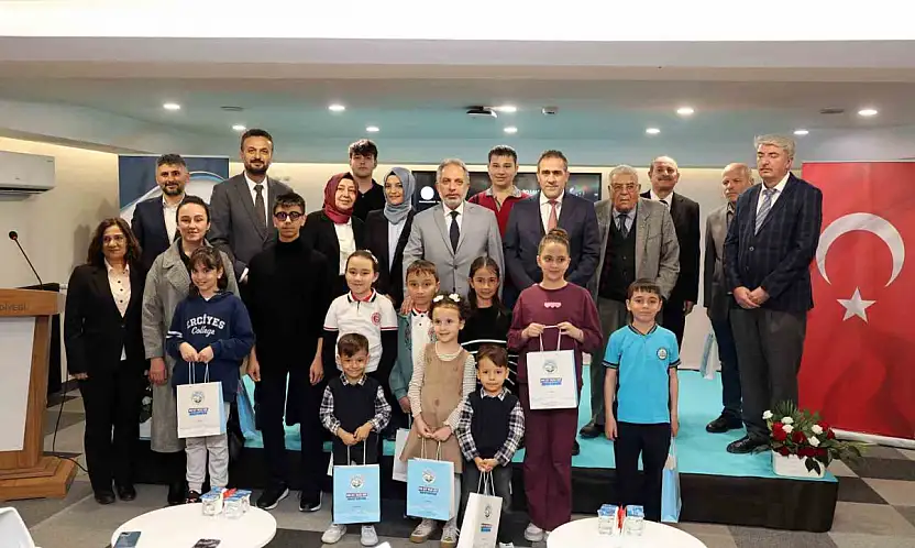 Talas'ta kitap kurtları ödüllendirildi