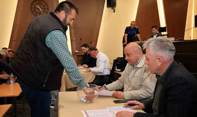 Talas'ta kurban satış yerleri kurası