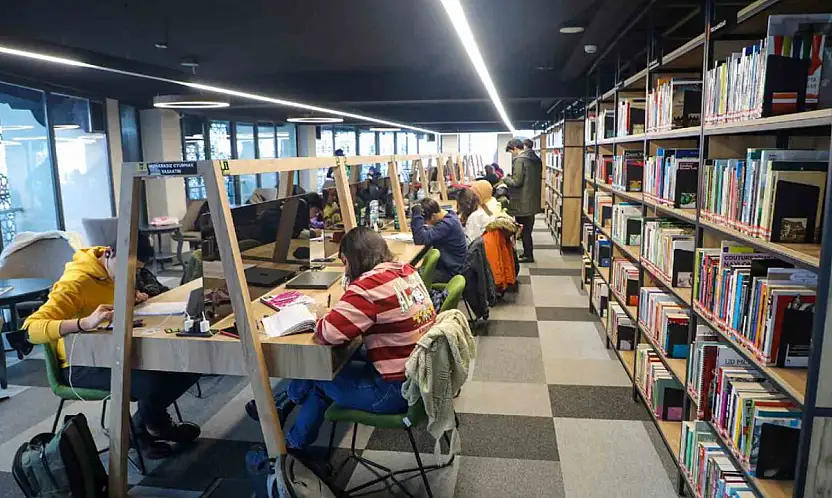 Talas'ta Kütüphaneler Haftası'na anlamlı vurgu