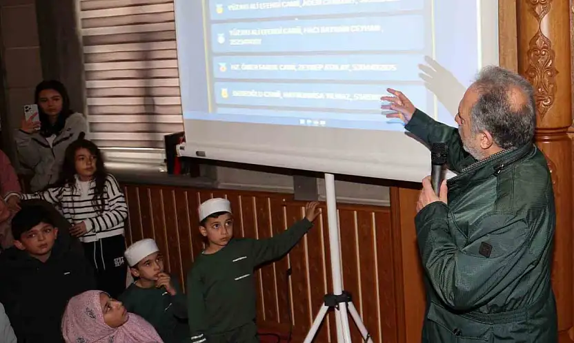 Talas'ta teravihte buluştular, sürprizlerle tanıştılar