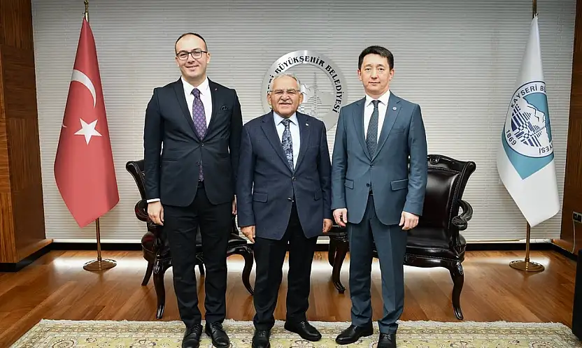 Tataristan Temsilcisi Gataullin, Başkan Büyükkılıç'ı ziyaret etti