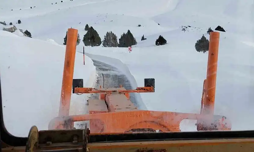 Tomarza-Arslantaş ve Tufanbeyli-Ayvat Yolu yeniden ulaşıma açıldı