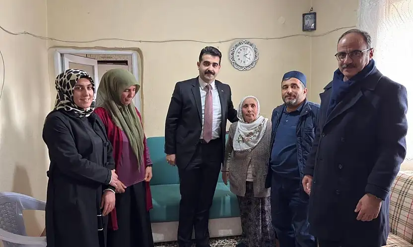 Tomarza'da 21 kimsesiz vatandaş ziyaret edildi