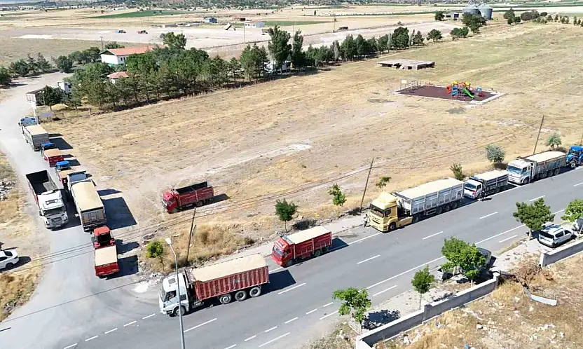 Tomarza'da hububat alımları sürüyor