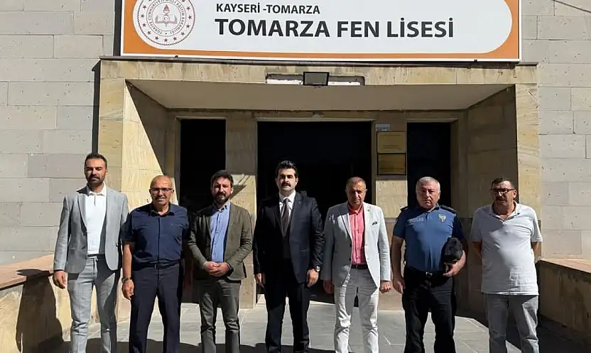Tomarza'da yeni eğitim yılı öncesi okullarda hazırlık denetimi