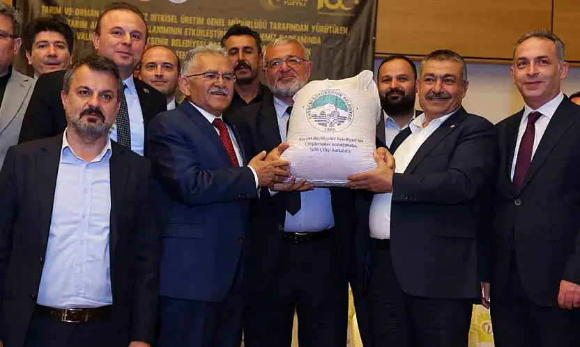 Üreticilere 1 yılda 12 milyon TL'lik tohum dağıtıldı