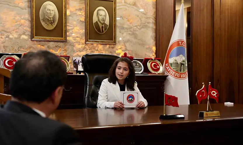 Vali Çiçek'in makamı 23 Nisan'da çocuklara emanet