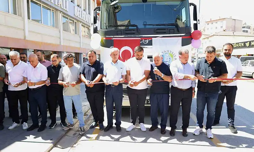 Yahyalı Belediyesi araç filosunu güçlendirdi: Çekici tır hizmete alındı