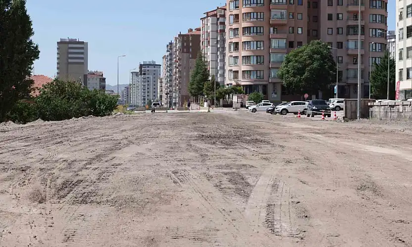Yıldırım Beyazıt Mahallesi yeni yollarla daha da güzelleşiyor